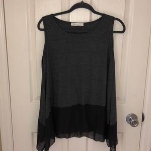 Shirt/ sweater extender gray sz L